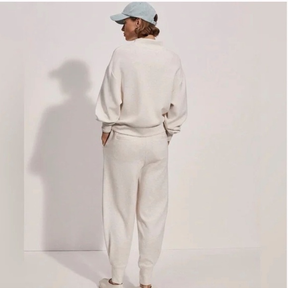 Varley Davidson DoubleSoft™ Sweatshirt – Ivory Marl – Size M – NWT - Picture 2 of 14